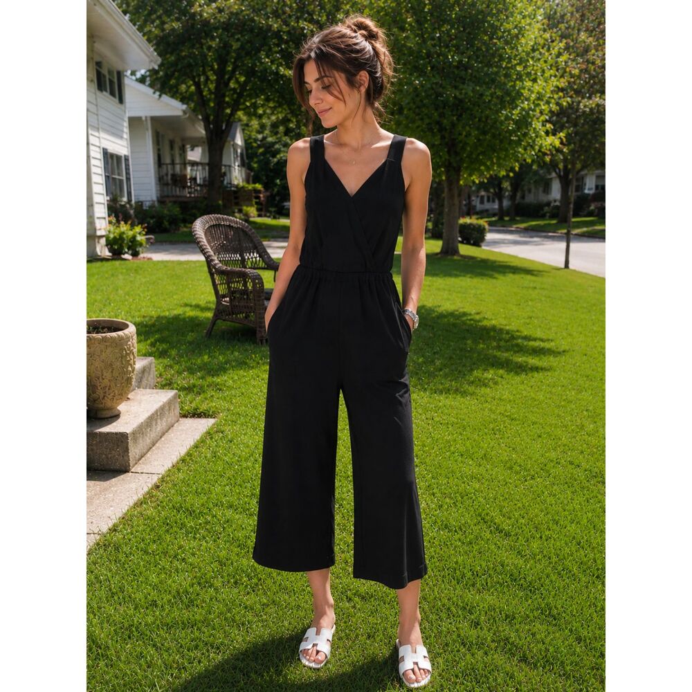 Black Cropped Jumpsuit with Pockets | XSP | Lightweight & Flattering | $10